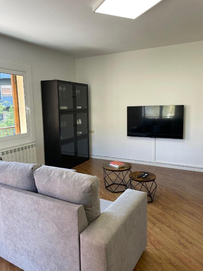 Apartamento Centrico En Berga - Alberga Ngoại thất bức ảnh